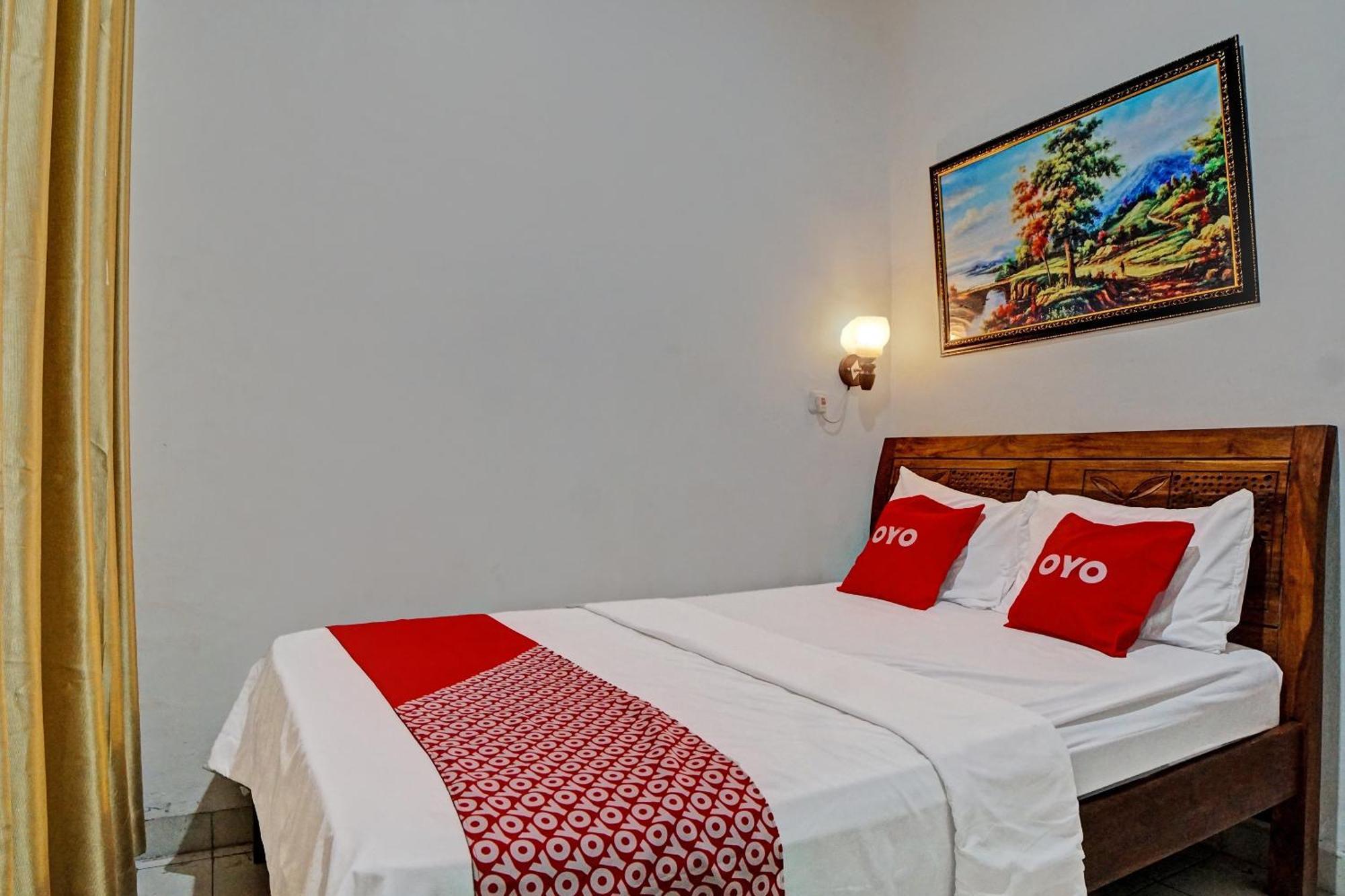 Oyo 92638 Jr Residence Syariah Медан Экстерьер фото